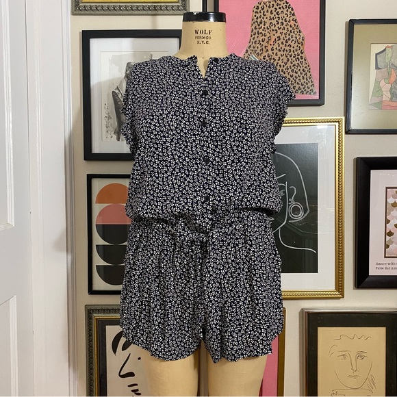 Rails women's ellie multicolor romper in flower petals sz large - Picture 2 of 7